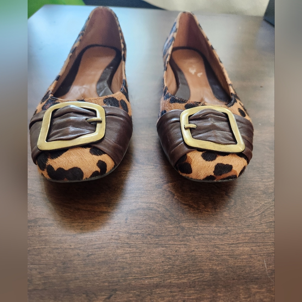 Nurture Leopard print Hair/Leather flats 8.5M NWOT - Picture 2 of 7
